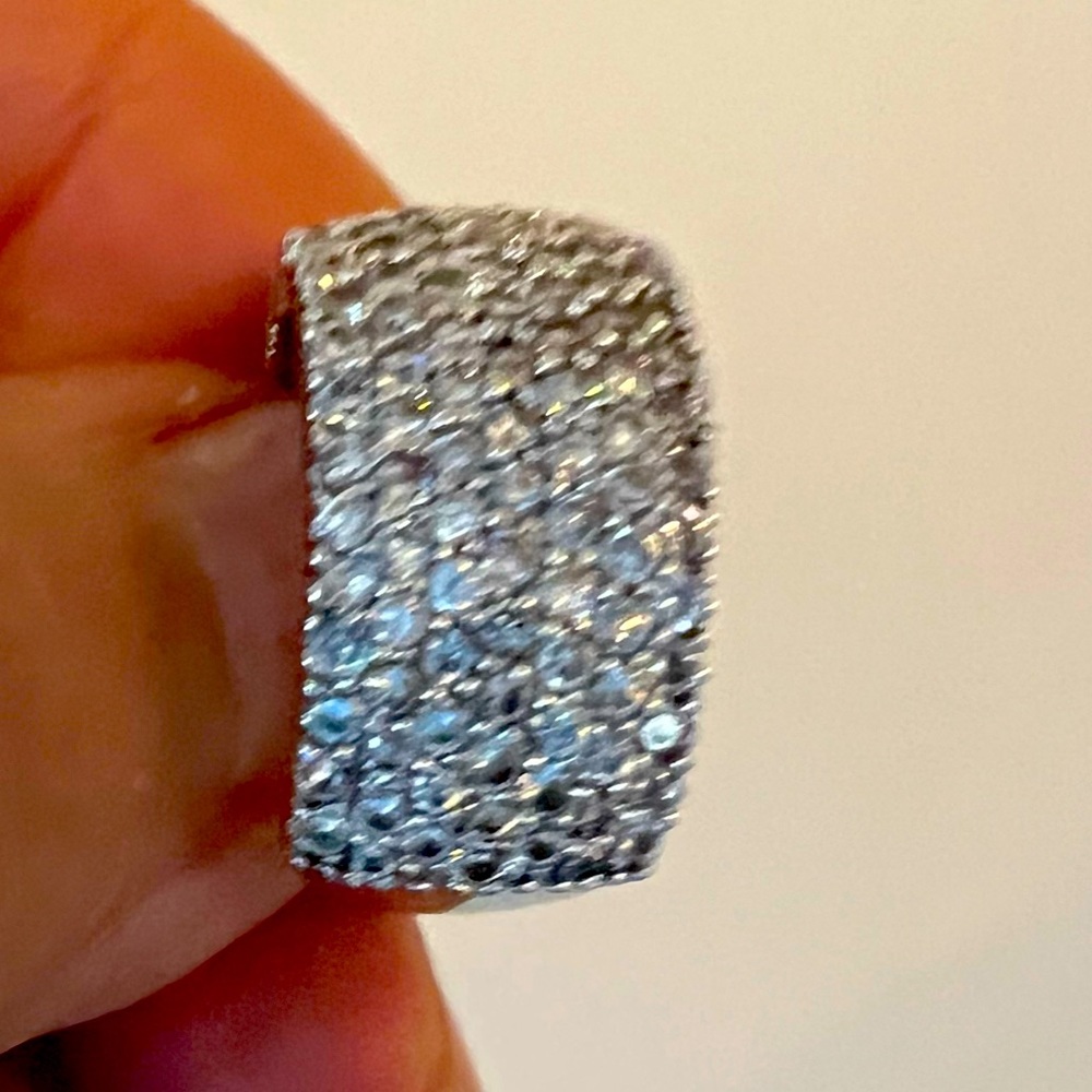 Beautiful Zirconia wedding band. Size 6, sterling silver 925.